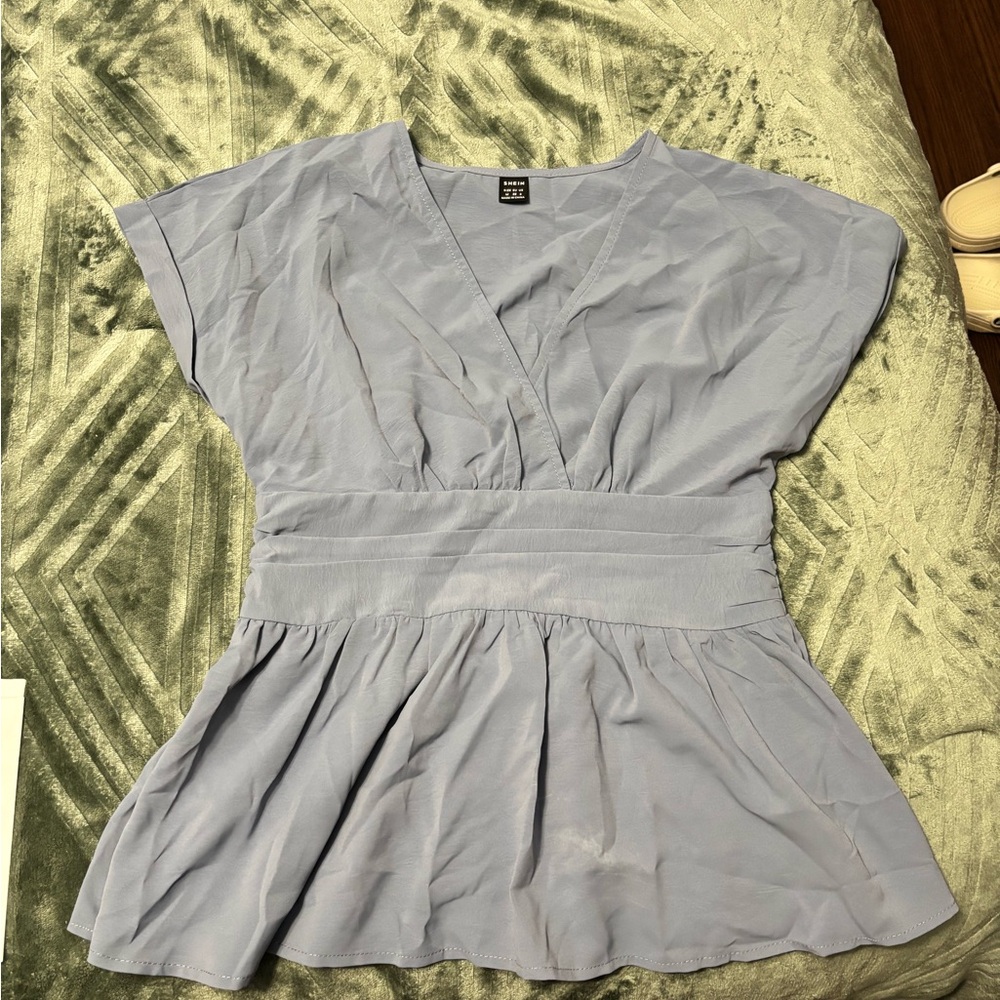 SHEIN V-Neck Batwing Sleeve Waist Pleated Runched Hem Blouse